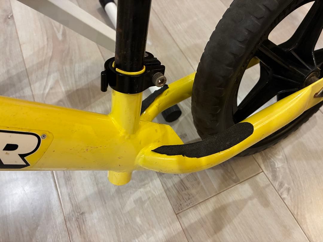 STRIDER バランスバイク イエロー