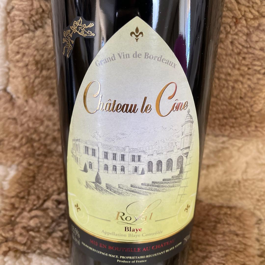 chateau le cone シャトールコーン　2009 ロイヤル　750ml
