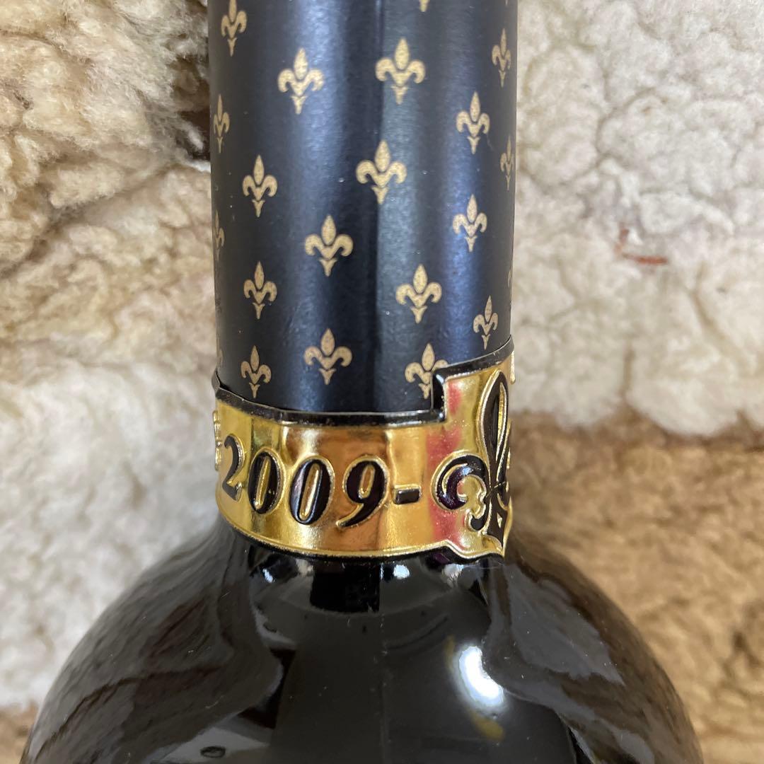 chateau le cone シャトールコーン　2009 ロイヤル　750ml