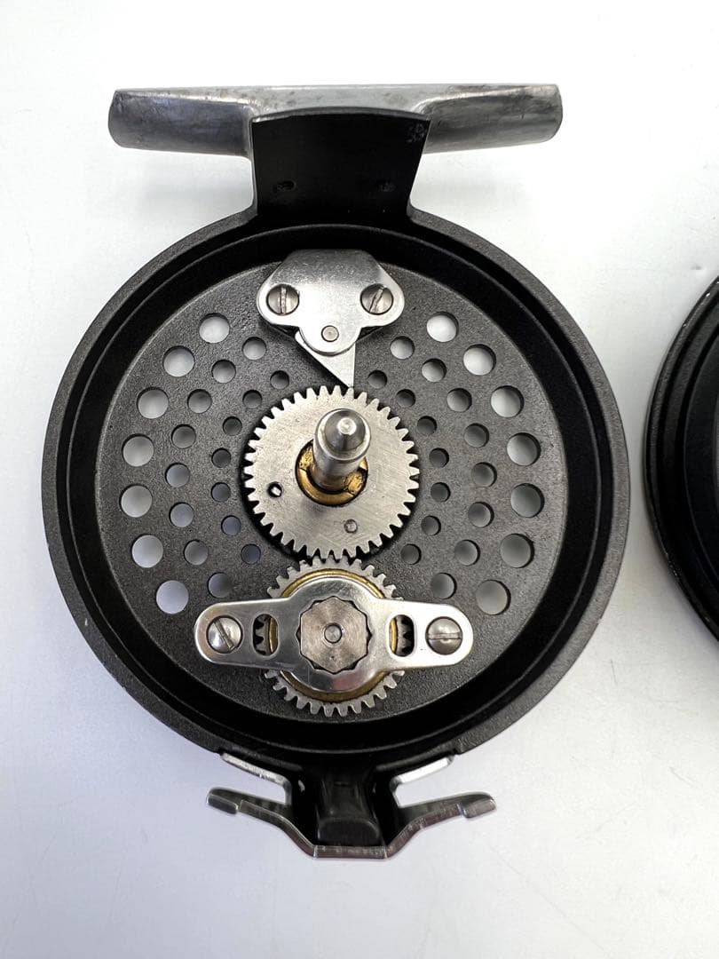 ORVIS BATTEKILL 7/8 DISC フライリール