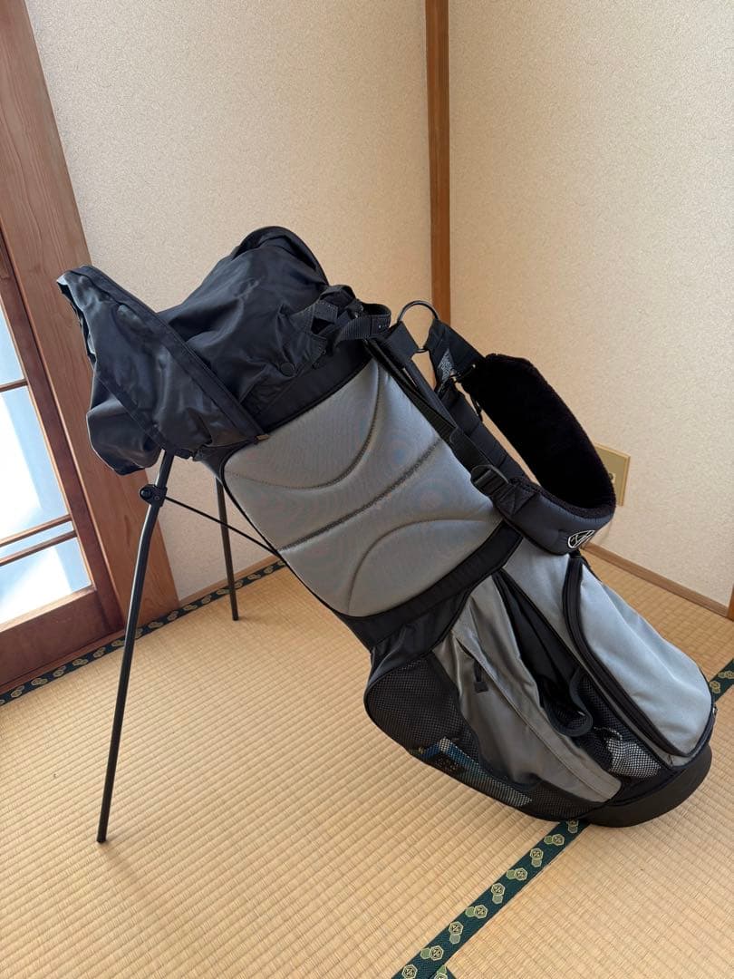 Nike Golf 自立式キャディバッグ グレー/ブラック