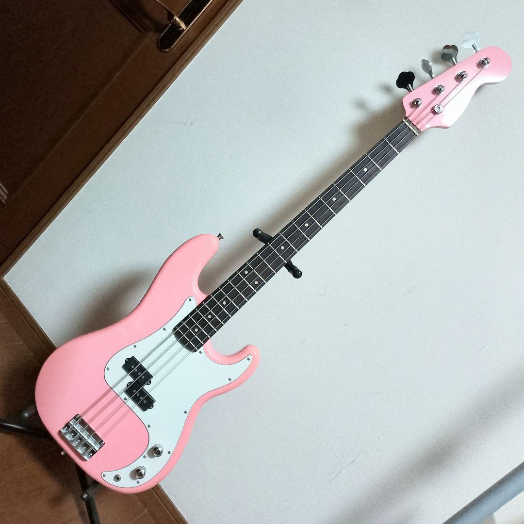 Photogenic　PRECISION TYPE　エレキベース　ピンク