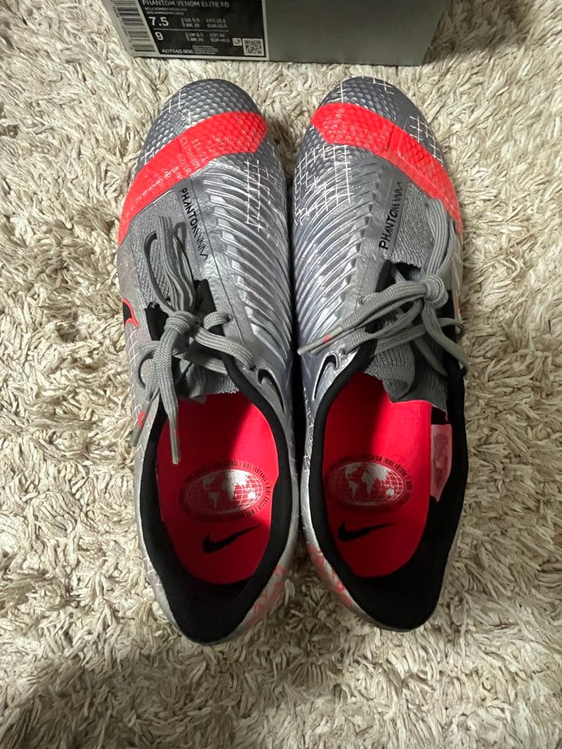 NIKE ファントムヴェノム　fg 25.5