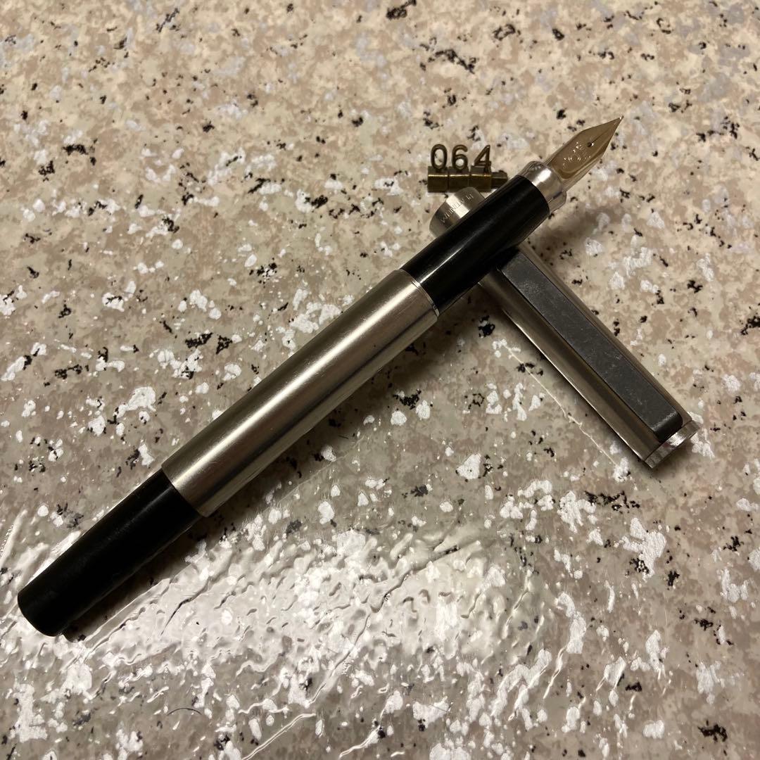 #064 オーバーホール済み 万年筆 プラチナ PLATINUM 14k WG