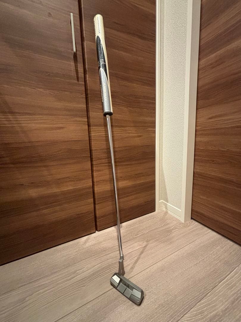 SIK GOLF アームロックパター
