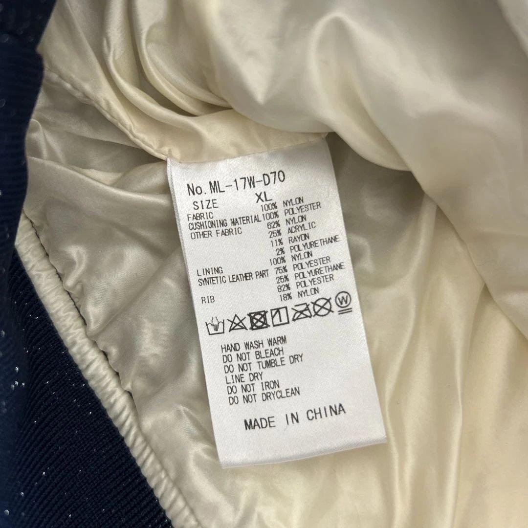 値下げ　MARK & LONA ネイビー ×白　ナイロン中綿
