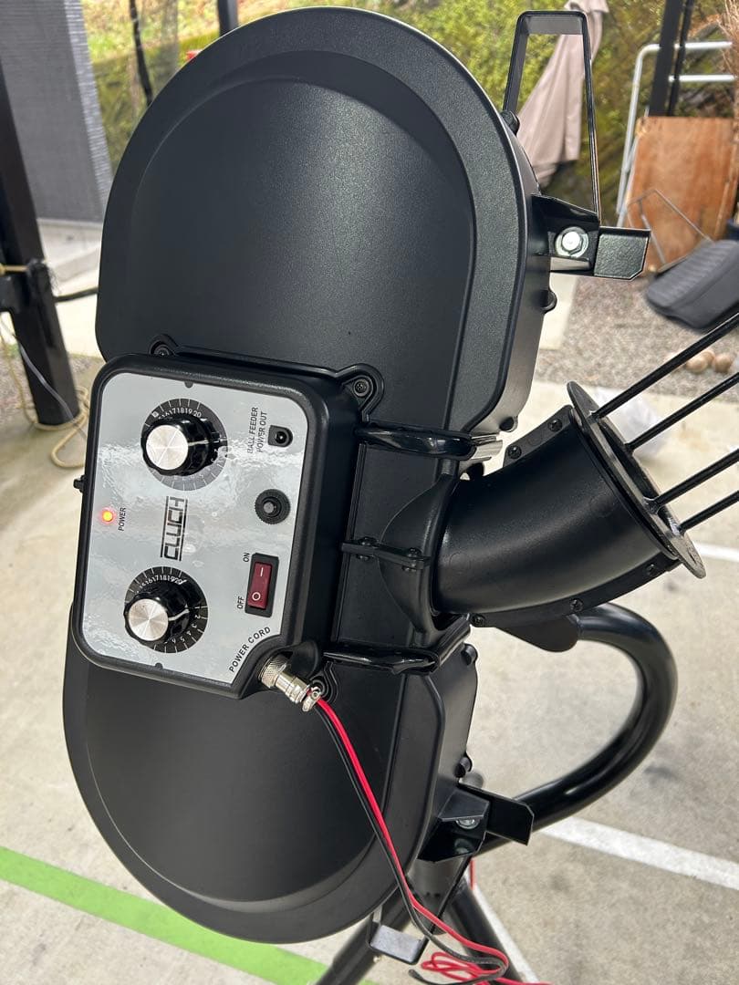 ピッチングマシン　2ホイール式　軟式J・M球用