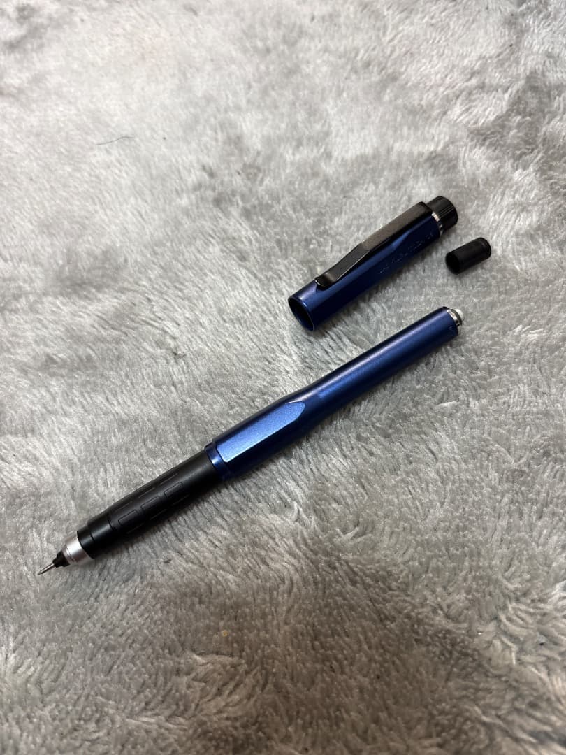 クルトガダイブムーンナイトブルー　限定色