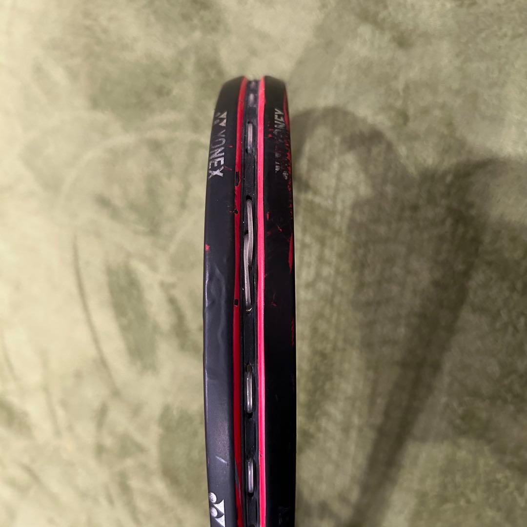 ちゃん　YONEX NANOFORCE 8V REVOLUTION