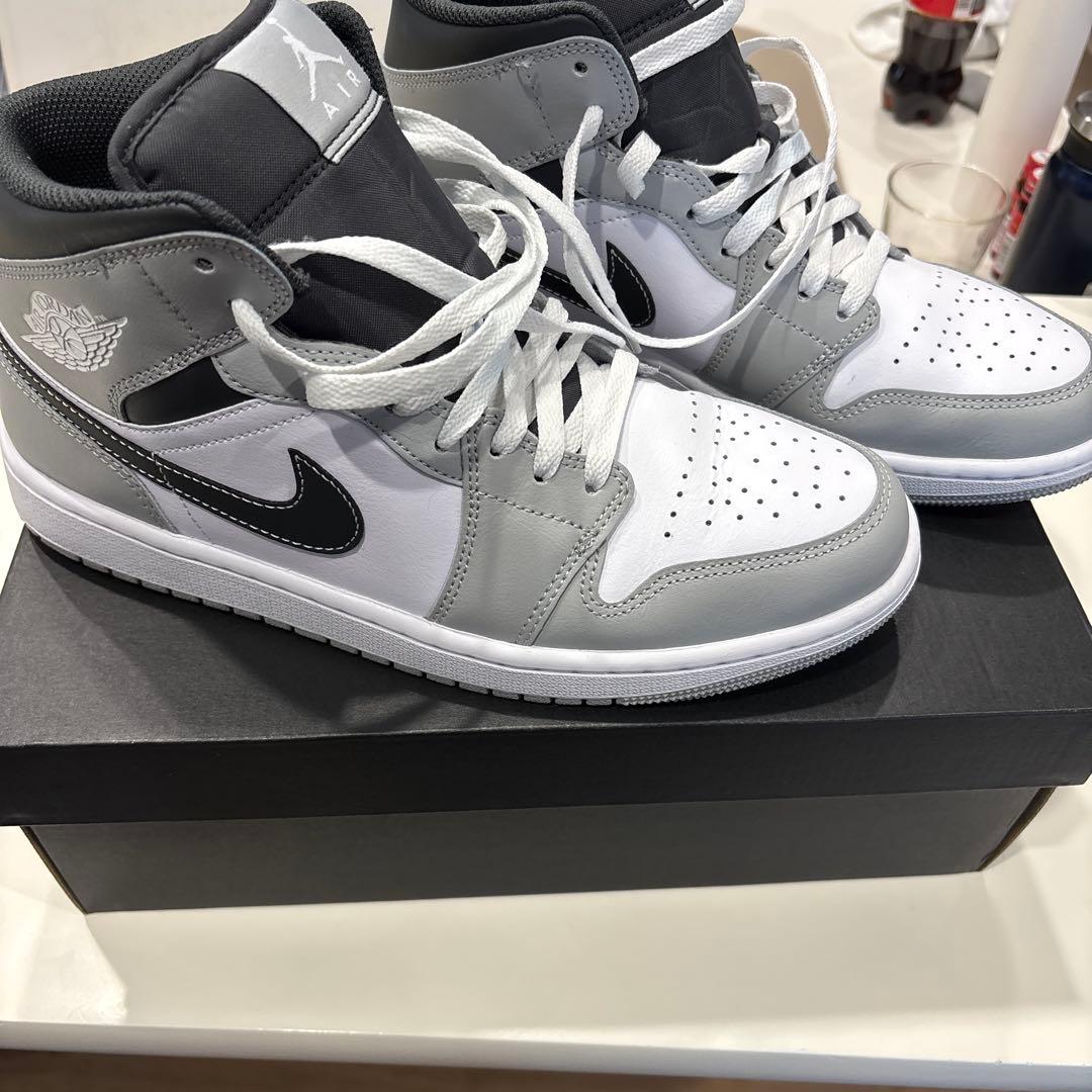 NIKE エアジョーダン1 mid 美品