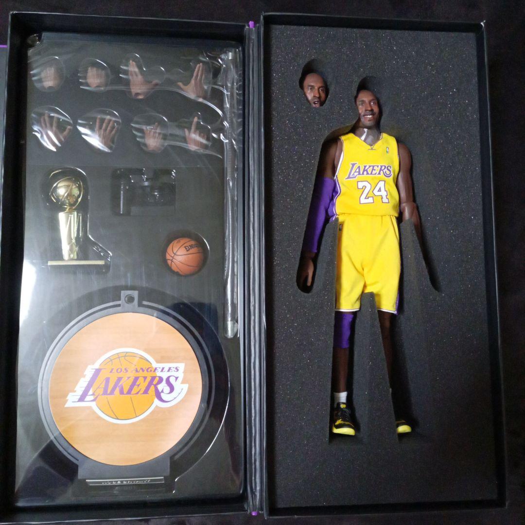 エンターベイ NBA コービー・ブライアント 1/6 ロサンゼルスレイカーズ24