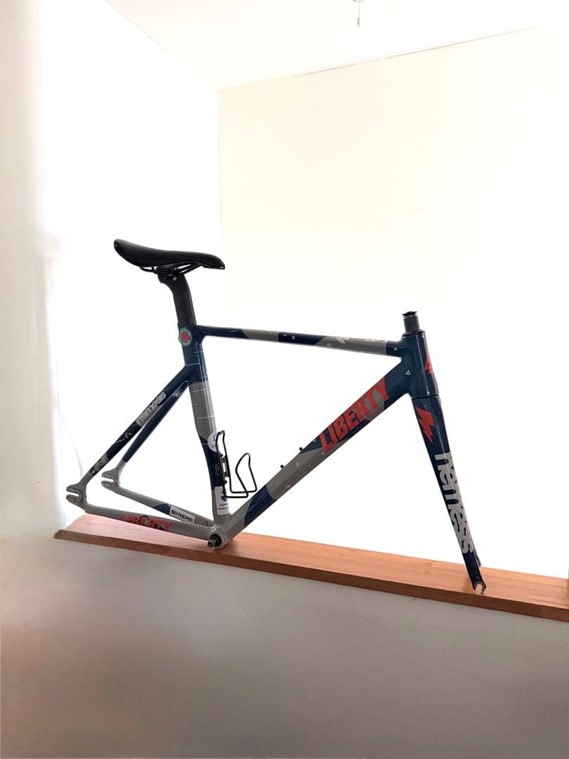 ピストバイク フレーム