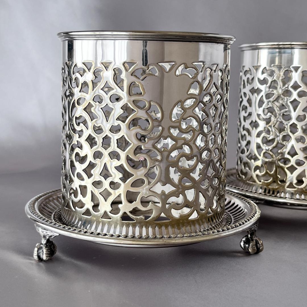 【Atkin Bros】 透かしのワインボトルホルダー　2個【シルバープレート】