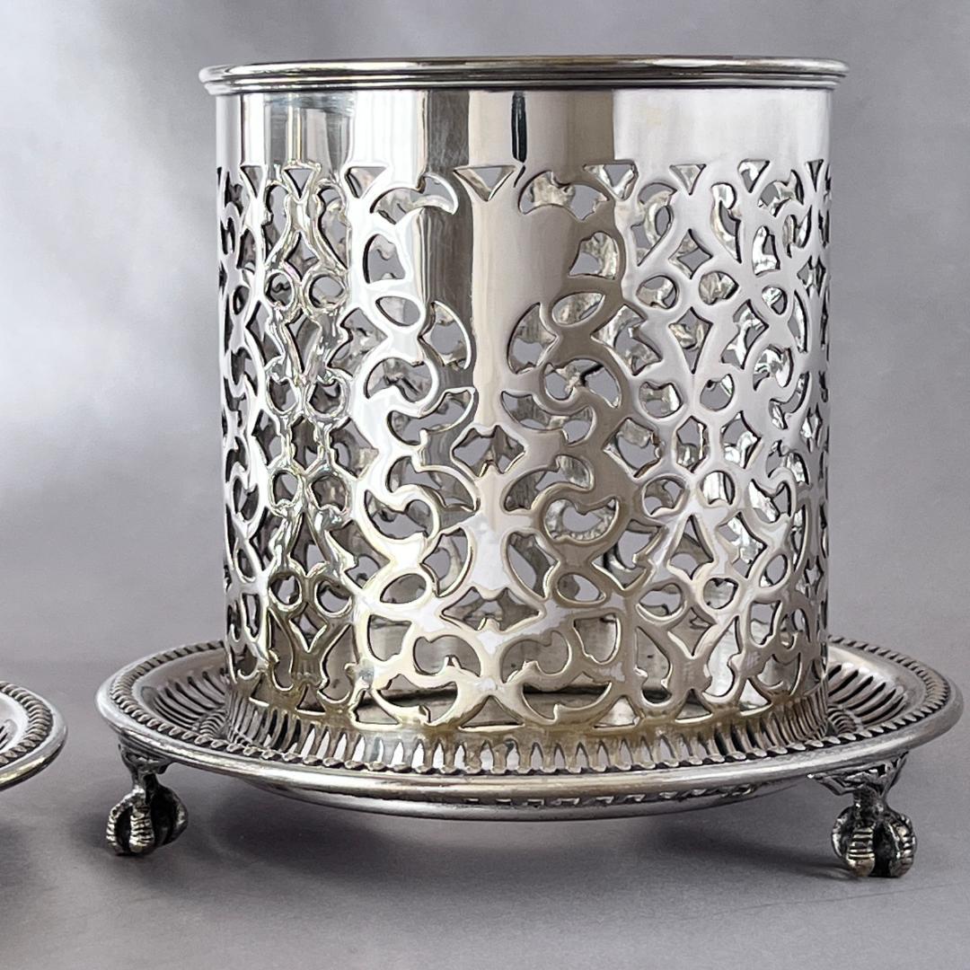 【Atkin Bros】 透かしのワインボトルホルダー　2個【シルバープレート】