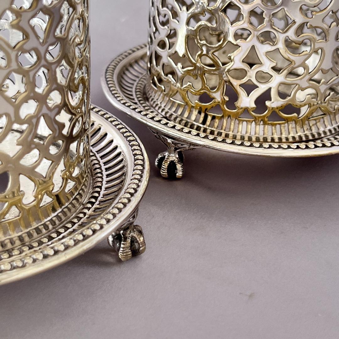 【Atkin Bros】 透かしのワインボトルホルダー　2個【シルバープレート】