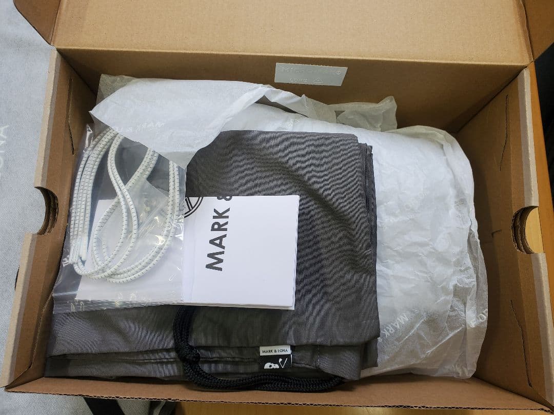 MARK&LONA最新マークアンドロナプレゼント付きゴルフシューズ　26cm