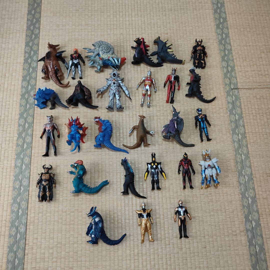 ウルトラマンシリーズ 怪獣フィギュア27体セット