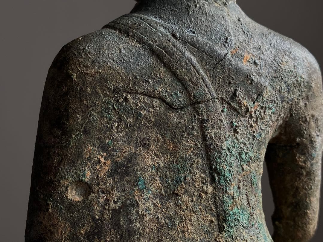 【悟り仏。タイ青銅古仏】アユタヤ王朝初期〜中期14〜15世紀頃 骨董仏教美術彫刻