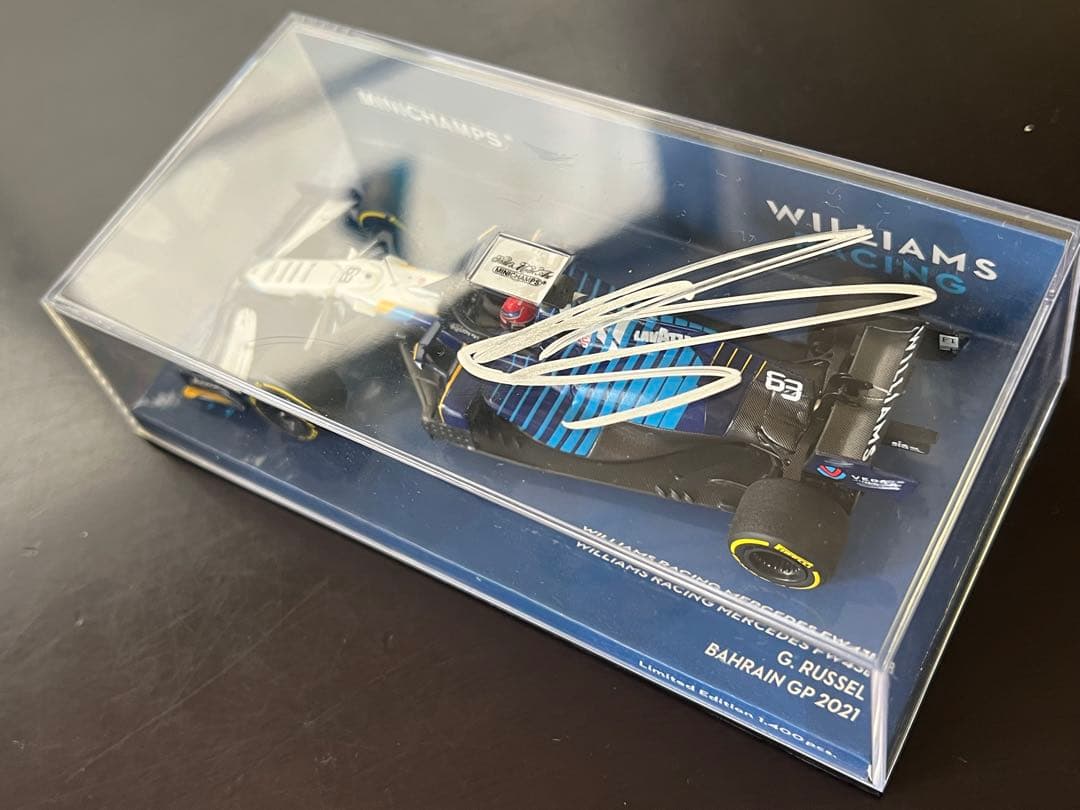 F1 ウィリアムズFW44 ジョージラッセル直筆サイン入り 1/43
