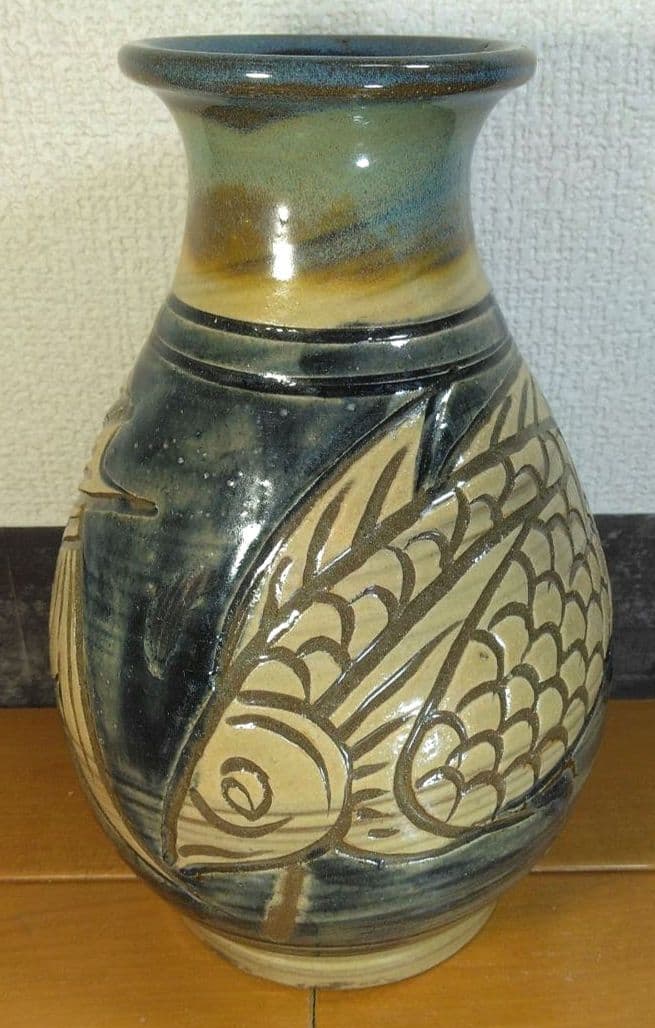 人間国宝 金城次郎 壷屋焼 小花瓶 栞 共箱(本人書付真筆) 壺屋焼 青首花瓶