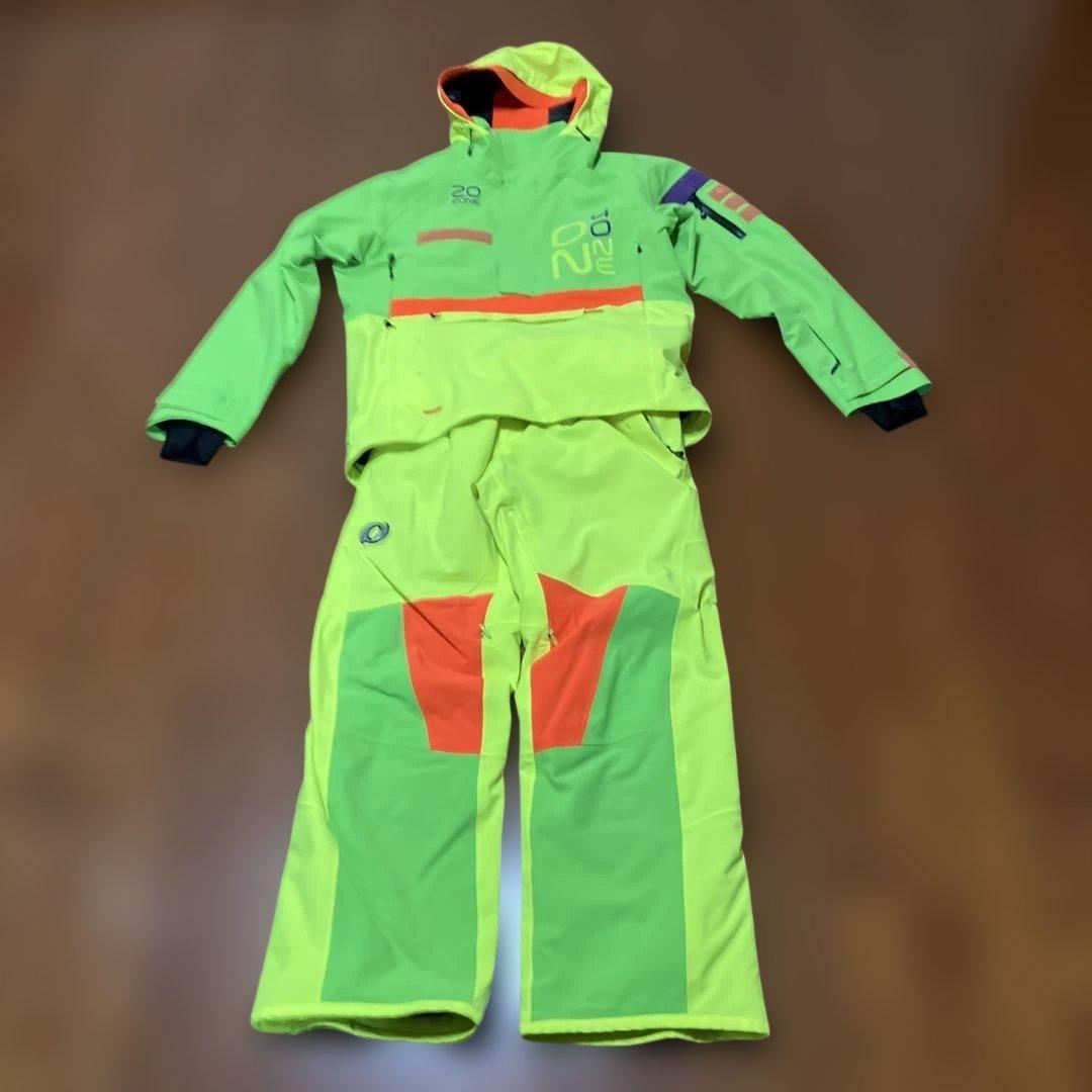 スキーウェア 上下セット