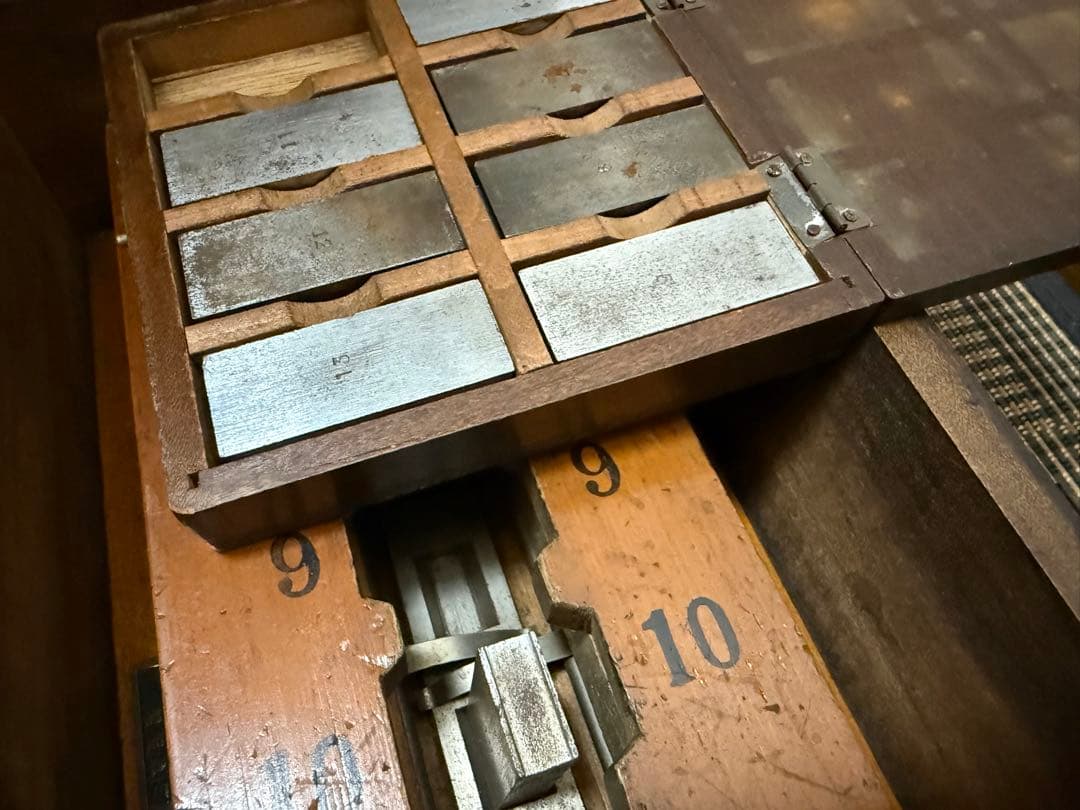 【当時使用品】国鉄・鉄道関連グッズ：吉田精機製作所 鉄道用計器 361414