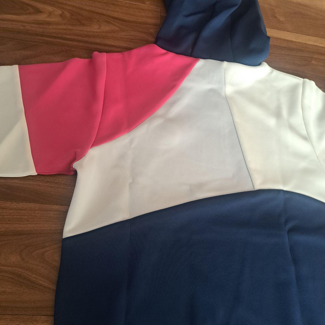 ☆新品未使用品☆V12☆メンズ☆ フード付きパーカー☆ゴルフウェア