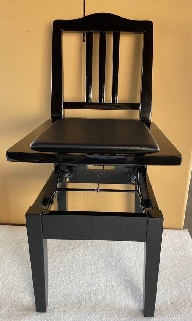 【未使用ピアノ椅子】トムソン鏡面塗装。GP,UPに使用できます。2025年モデル