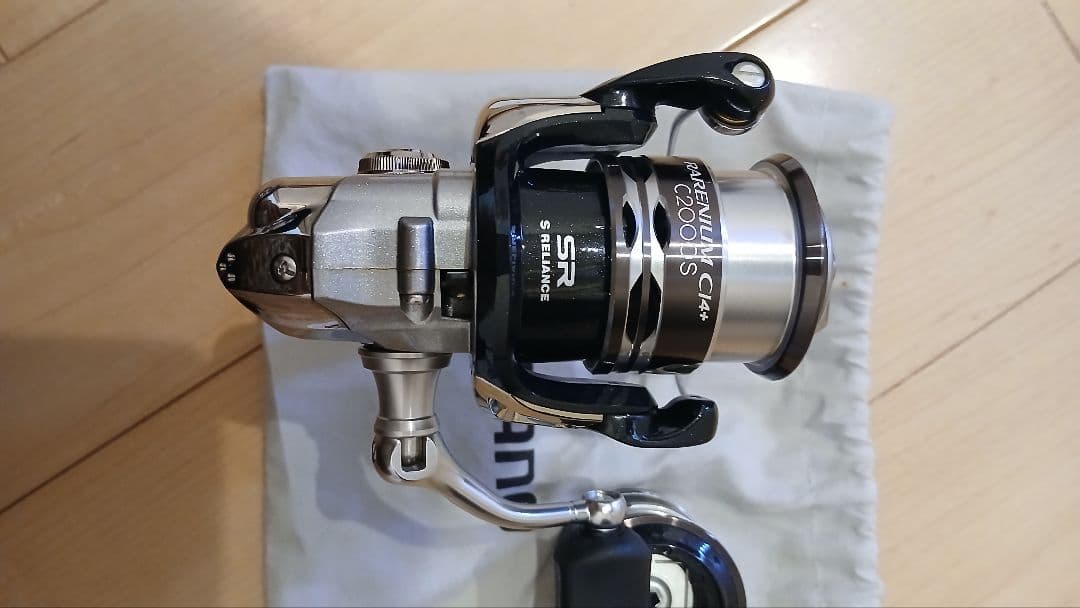 美品 SHIMANO Rarenium CI4+ C2000S レアニウム