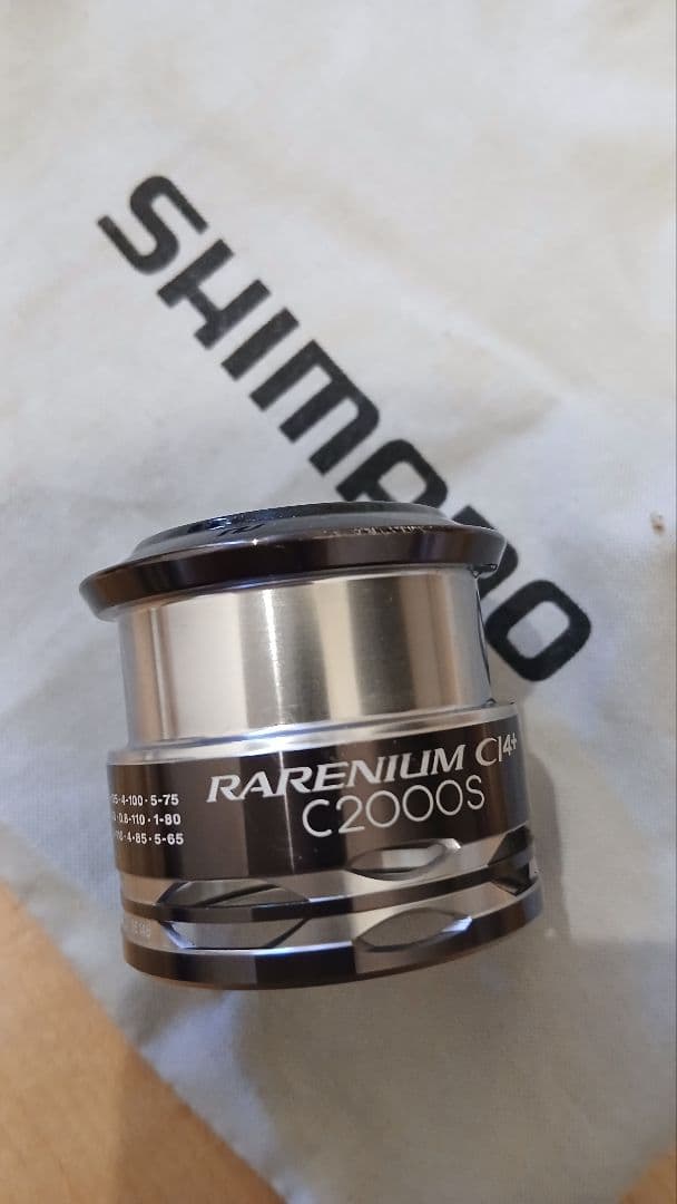 美品 SHIMANO Rarenium CI4+ C2000S レアニウム