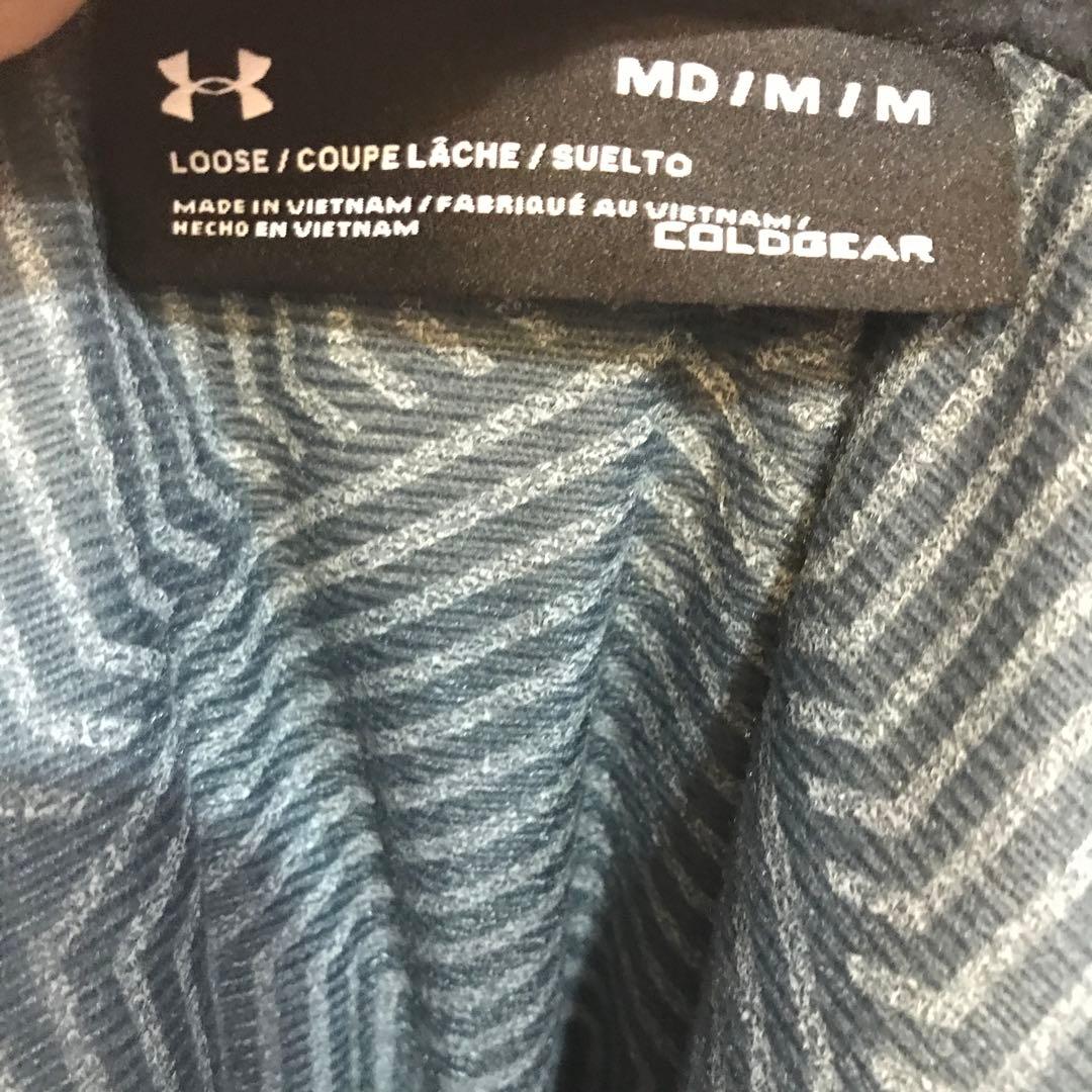 【再々値下げ】アンダーアーマー　ベンチコート　黒