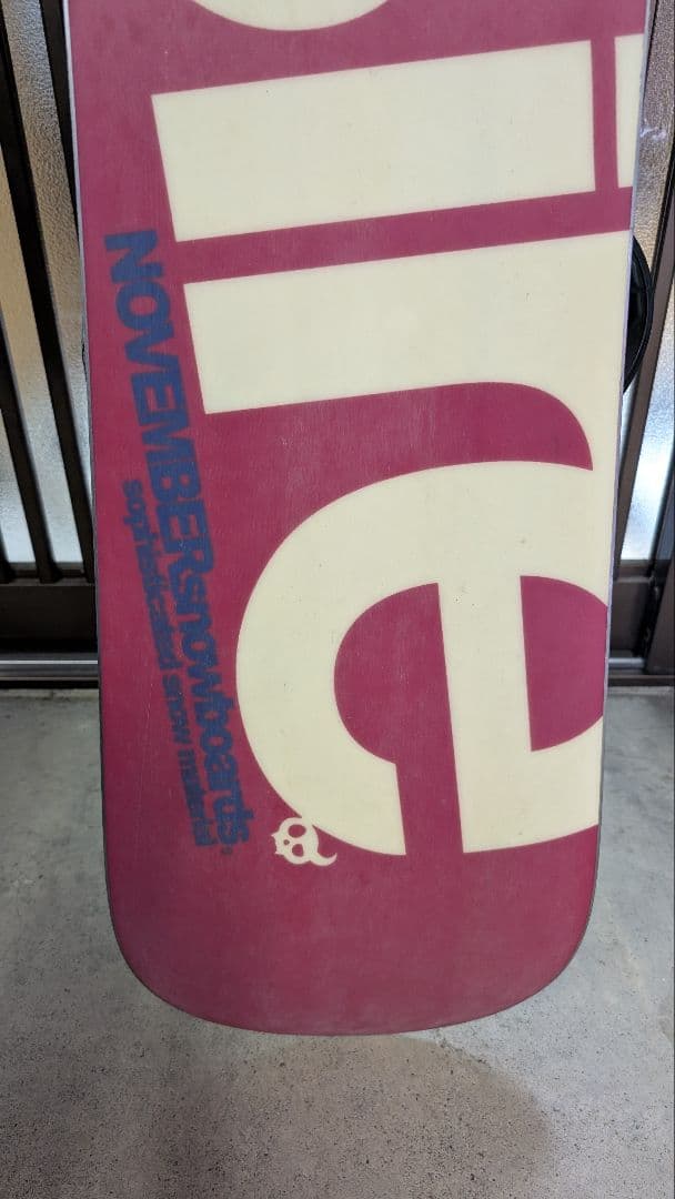 お買い得NOVEMBERboards DESIRE 　 スノーボー151