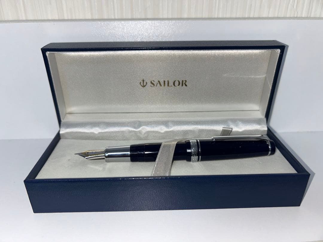 セーラー万年筆 セントラルオリジナル万年筆 プロフェッショナルギアミニ 掌