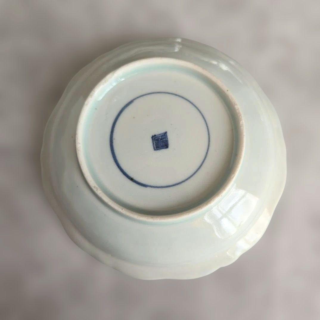 古伊万里　染付　陽刻　深皿　江戸時代　アラベスク　金直し　金継ぎ　骨董　和骨董