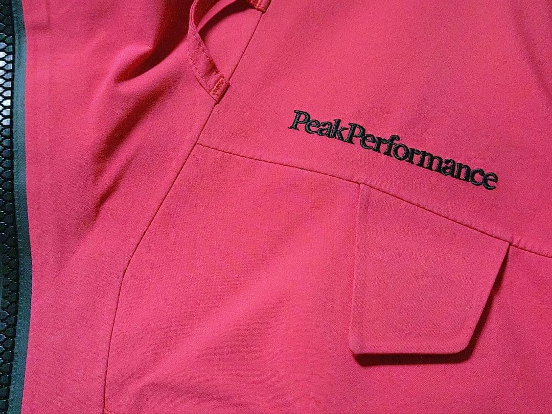 PeakPerformance W ALP J スキージャケット レディースM