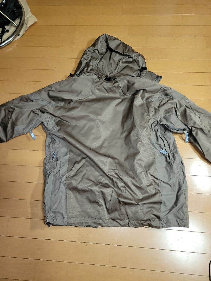 デザイン、最終値下げ素材最高級スノーボードウェア まずはみてください、お勧めです