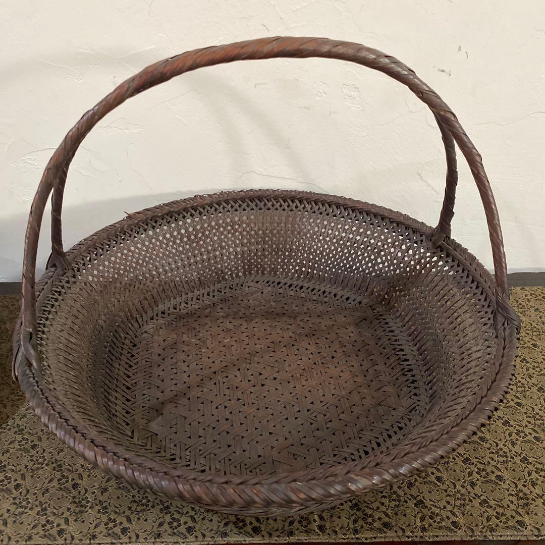 骨董　大きな竹籠　花籠　竹花入　エコメルカリ便指定して下さい