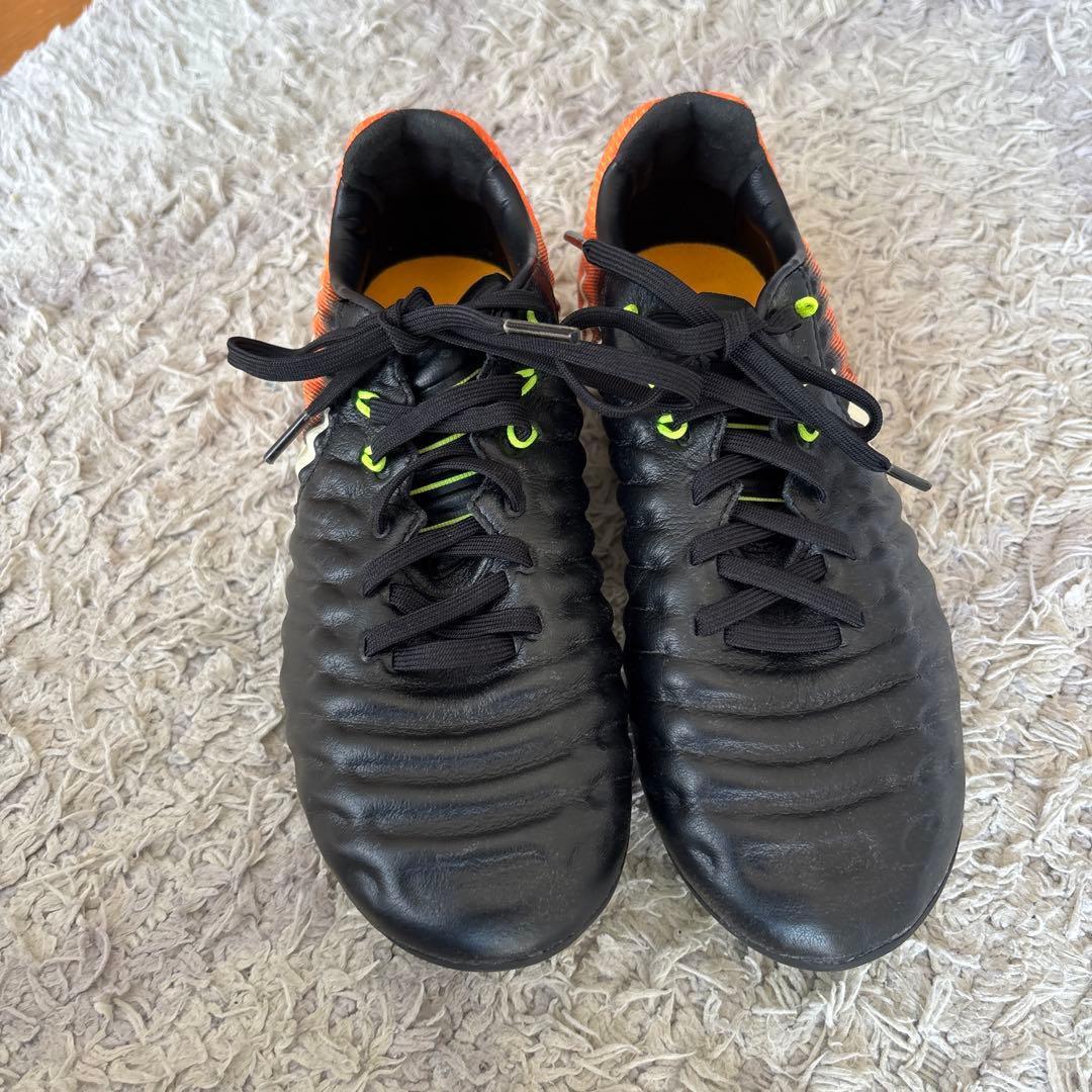 未使用品　Nike Tiempo サッカースパイク オレンジ/黒　23cm