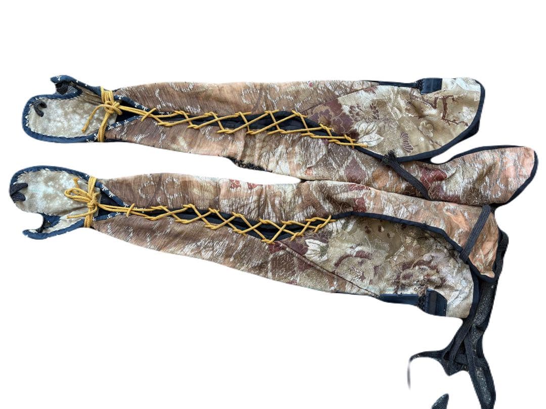 け*屋様 日本美術 時代甲冑 等身大 家紋入 丸に揚羽蝶 鎧兜 一式 面頬 鎧櫃