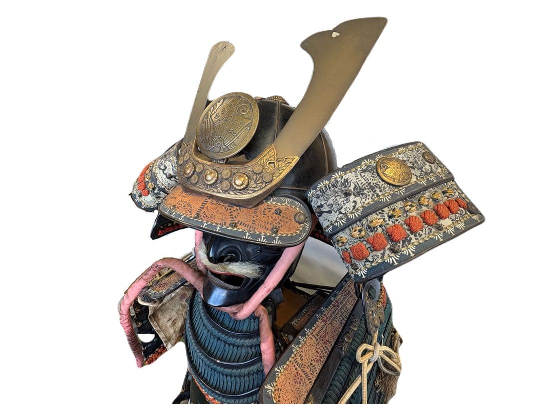 け*屋様 日本美術 時代甲冑 等身大 家紋入 丸に揚羽蝶 鎧兜 一式 面頬 鎧櫃