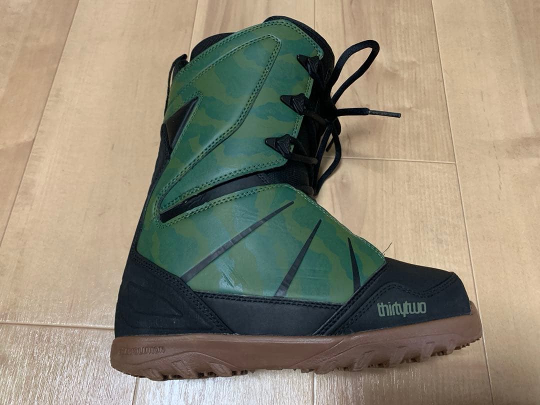 32 thirtytwo LASHED スノーボード　ブーツ