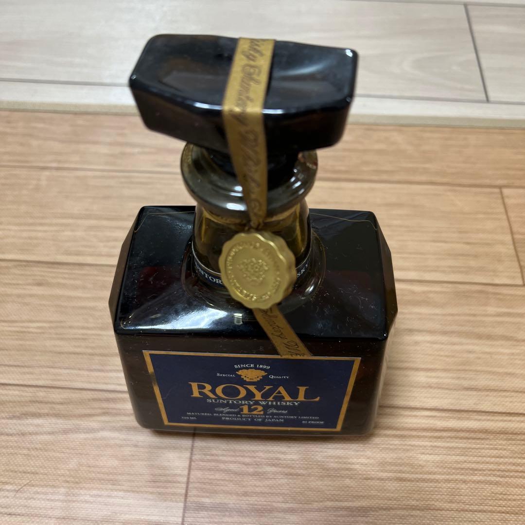 未開封✨️サントリーウイスキーローヤルプレミアム12年 720ml