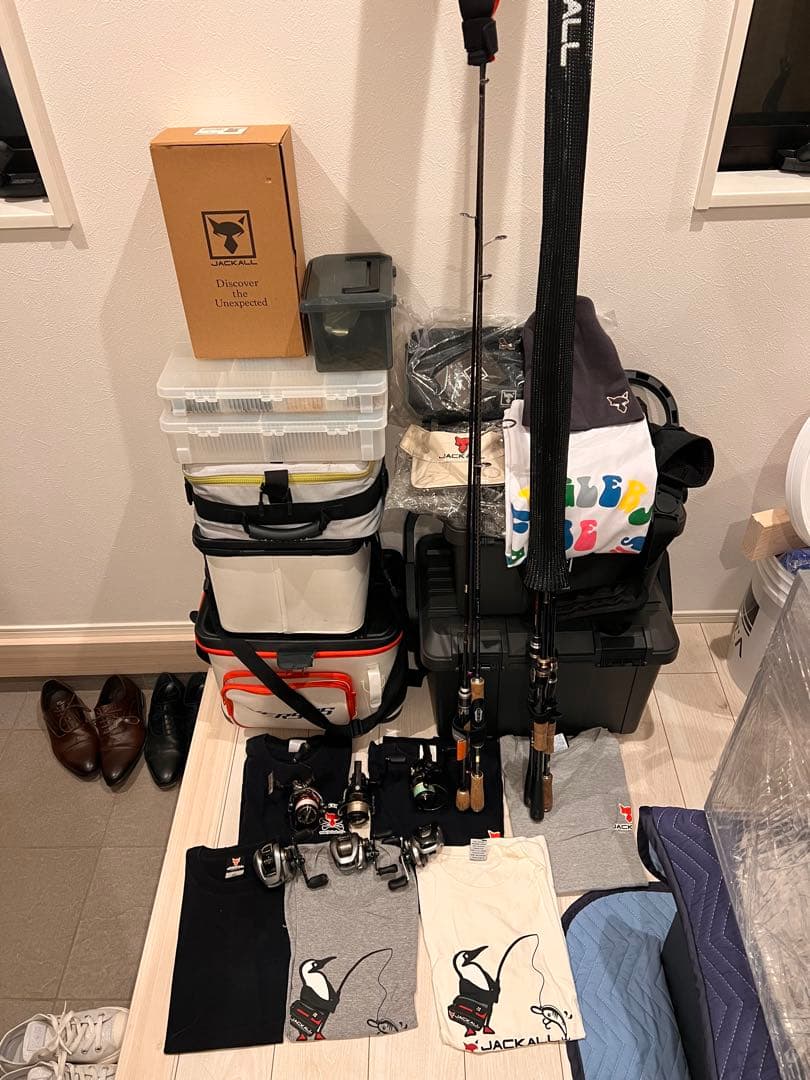 【バス釣りセット】ロッド６本・リール6台・バッカン・ウェストバック・ルアー各種