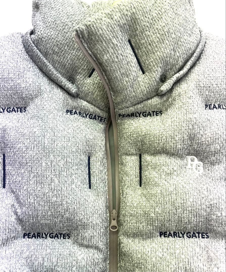 パーリーゲイツ　PEARLY GATES　クォーターリバー 中綿ベスト　帽子付き