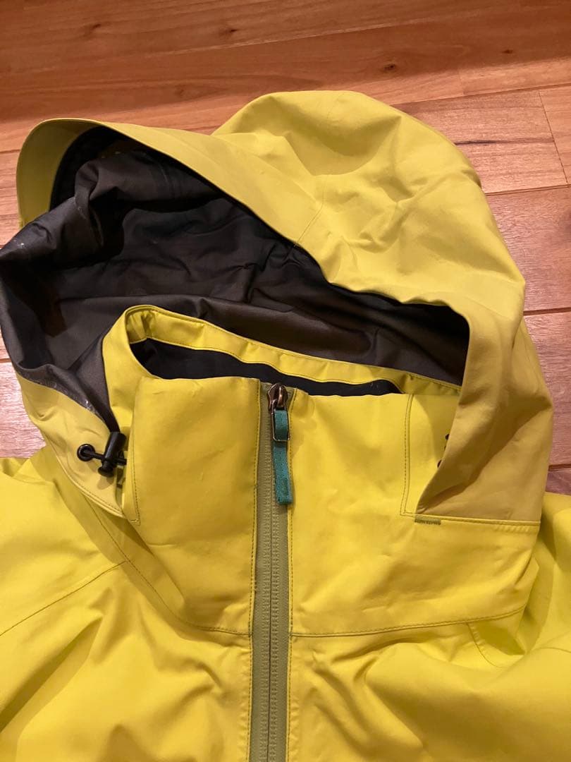 Arc'teryx Modon Jacket GORE-TEX Pro 中綿入り