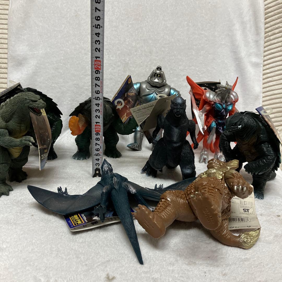 ゴジラソフビまとめ売り！
