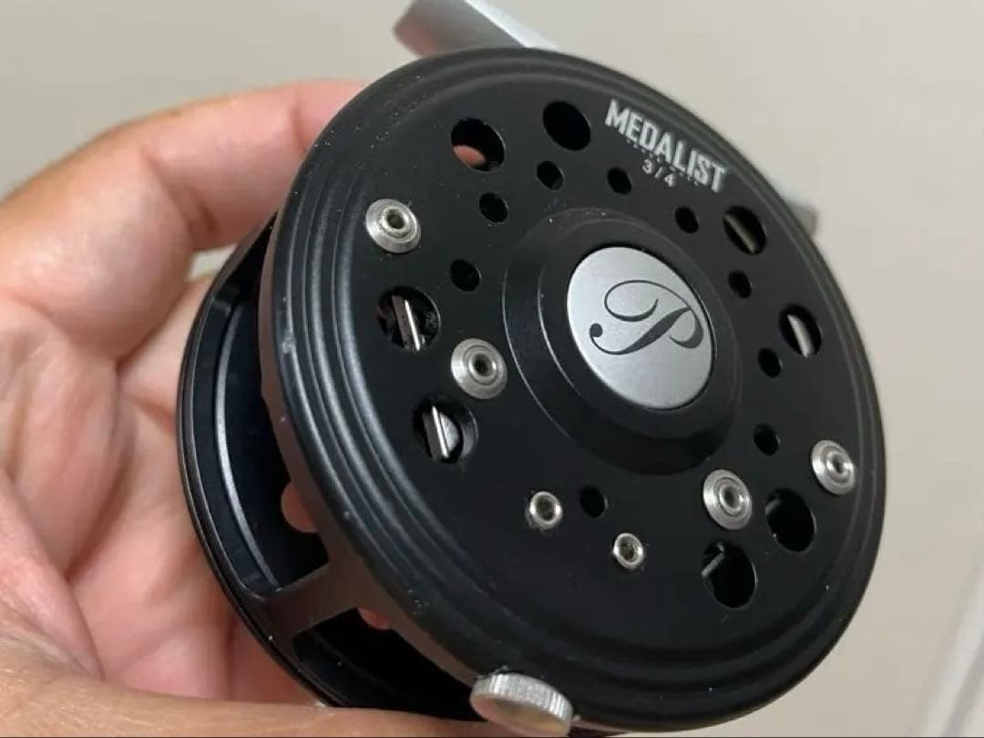 フルーガー　メダリスト MEDALIST ３/４