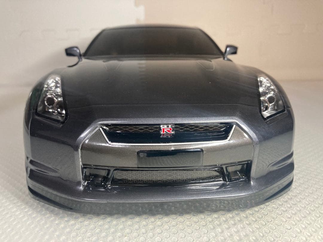 タミヤ　TT-02シャーシ　NISSAN GT-Rボディ付き