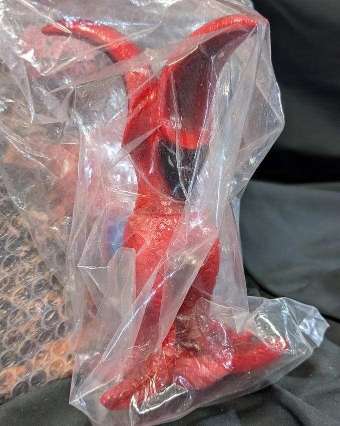 バイラス（日東復刻・マルサン）未開封ソフビフィギュア＋書籍「ガメラ玩具図鑑」