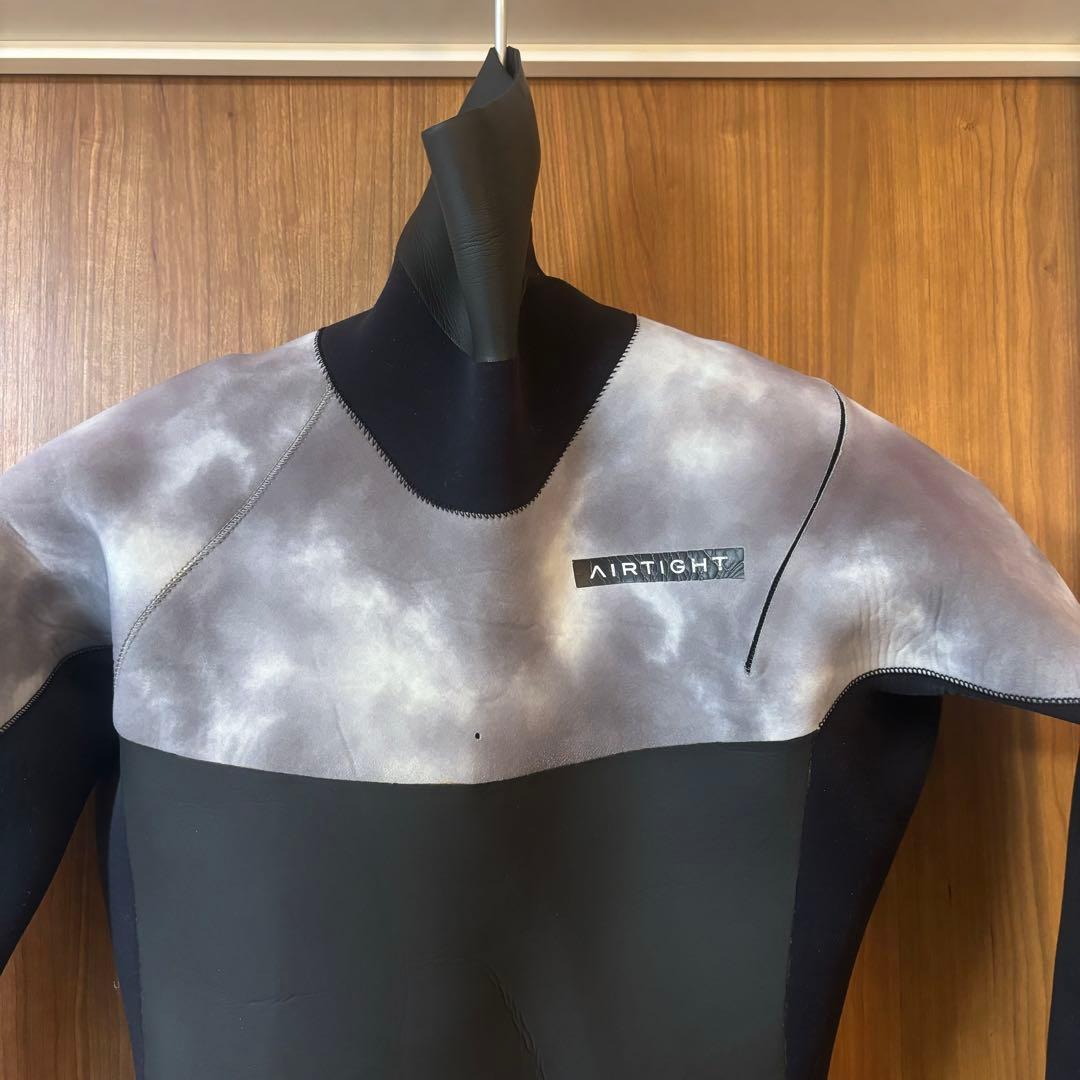 セミドライ　エアタイト　サーフィン　ウェットスーツ